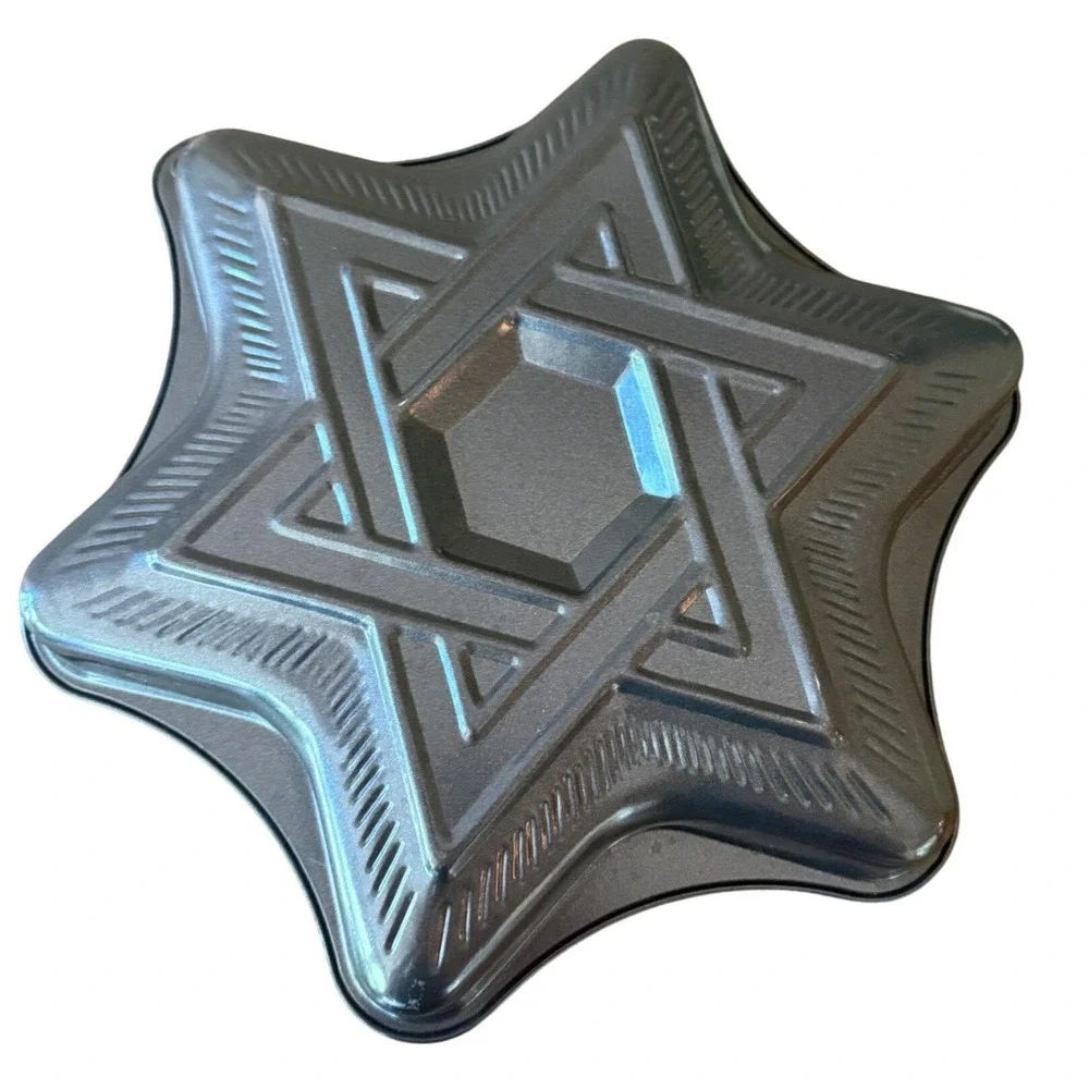 Vintage Star of David Cake Pan - Kosher Cook Nonstick Bundt Mold - 2001 Judaica
